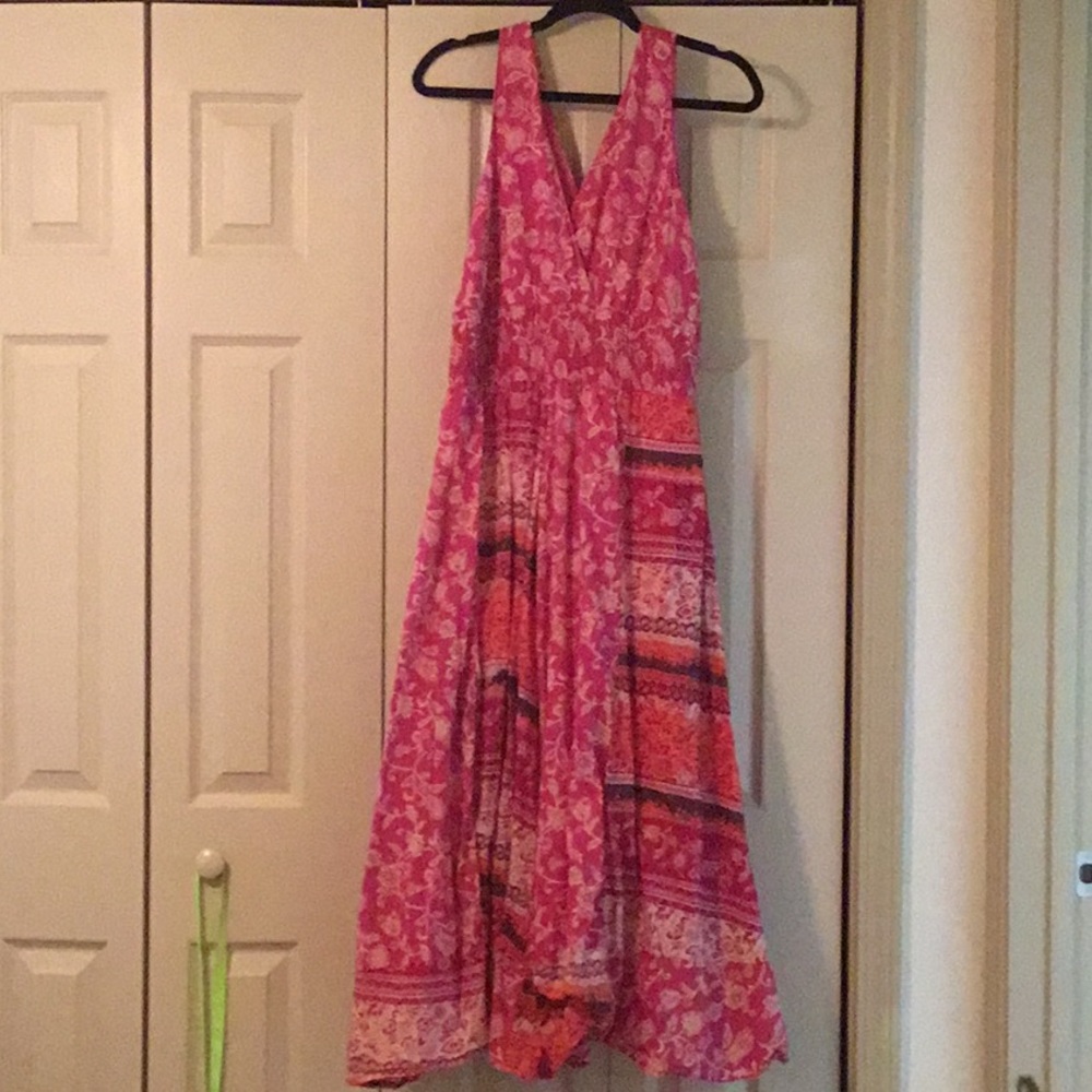 DRESS